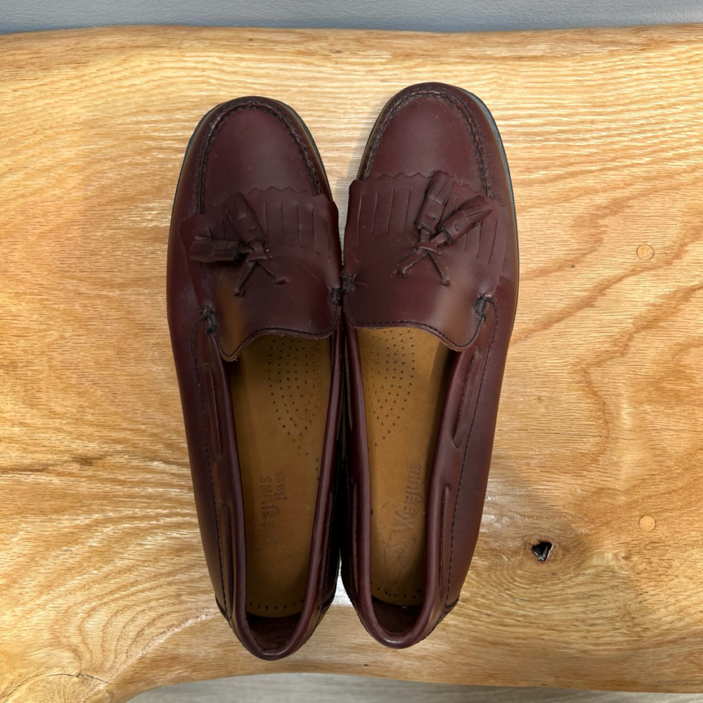 G.H. Bass & Co. Weejuns Marietta II Burgundy Tassel Loafers Men’s Size 11M - Picture 3 of 7